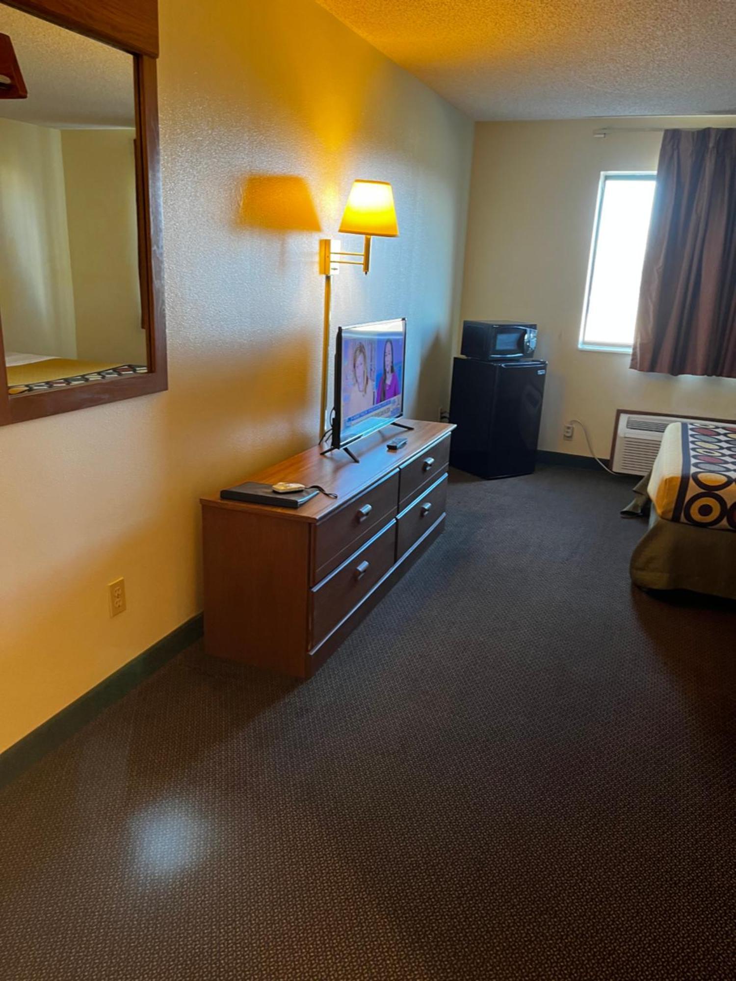 Отель Super 8 Smithville Экстерьер фото